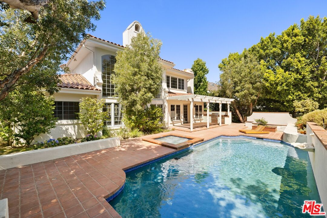 1330 Piedra Morada Dr