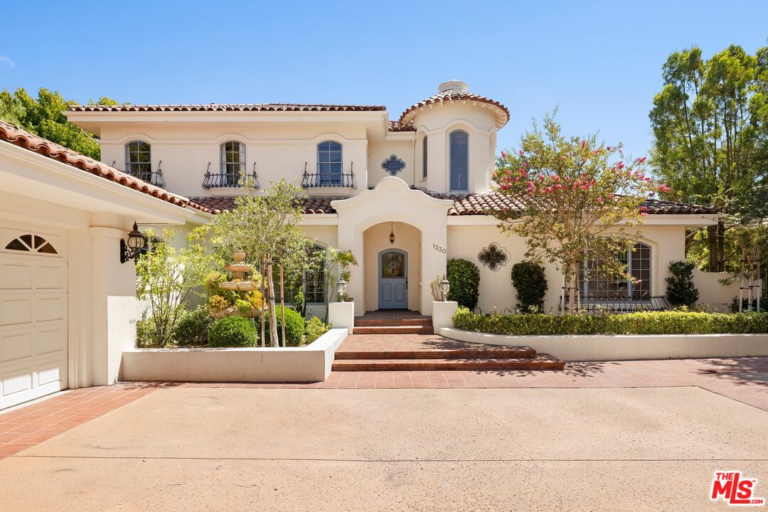 1330 Piedra Morada Dr