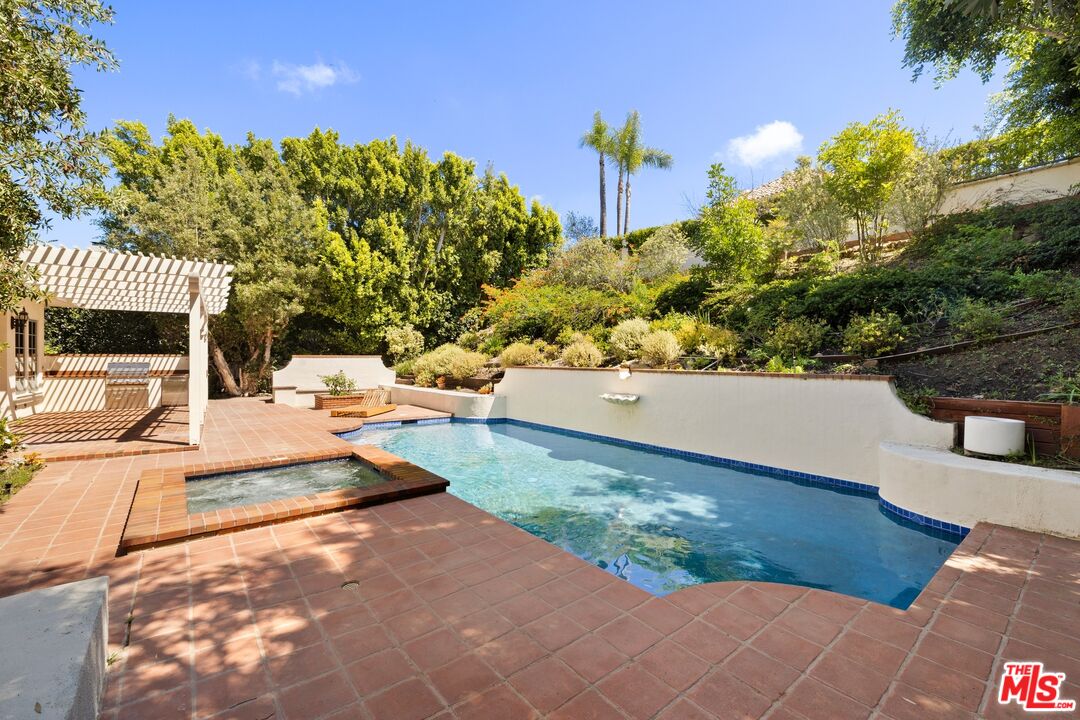 1330 Piedra Morada Dr