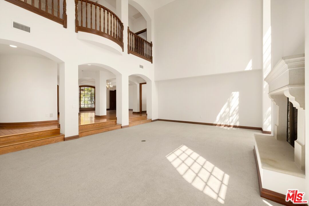 1330 Piedra Morada Dr