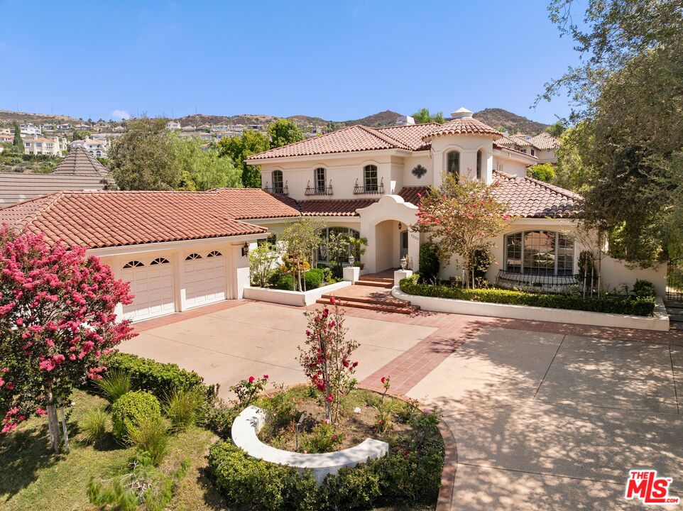 1330 Piedra Morada Dr