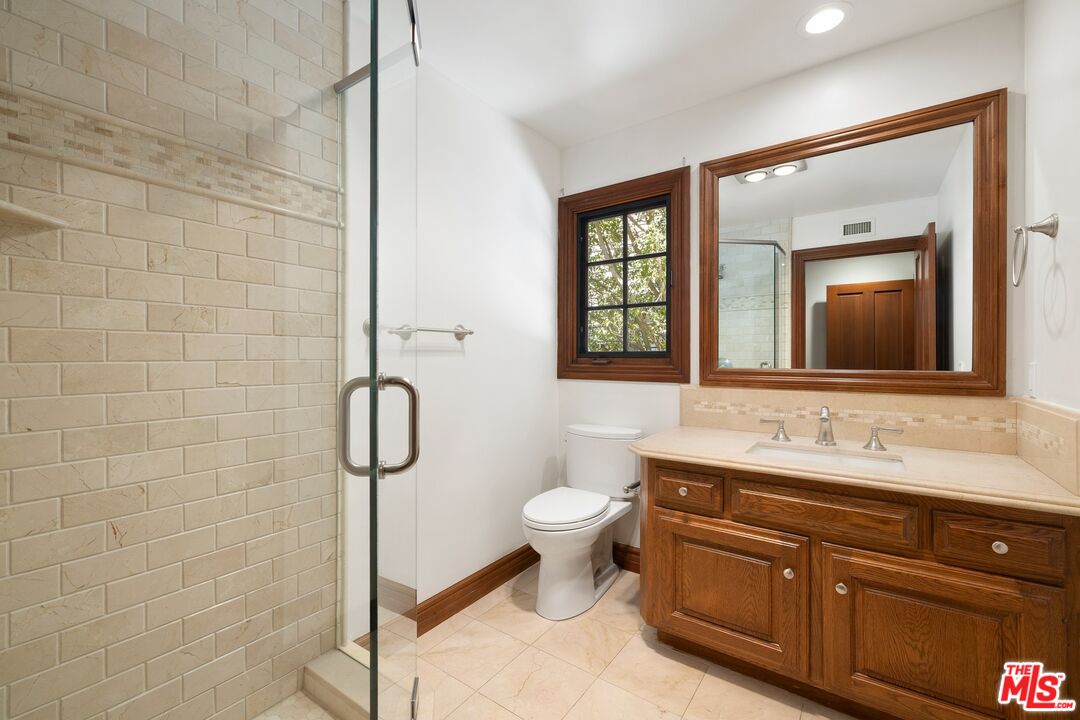 1330 Piedra Morada Dr