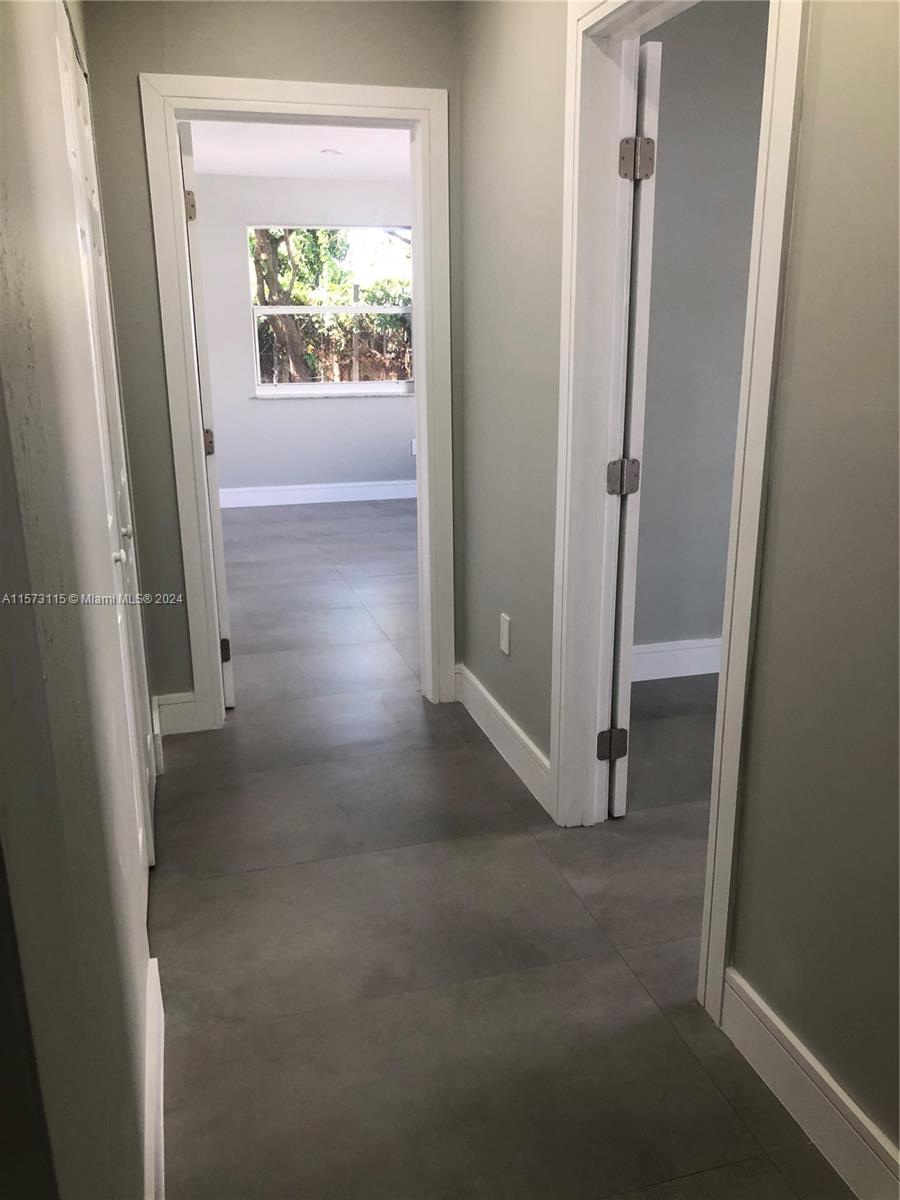 891 SE 3rd Pl