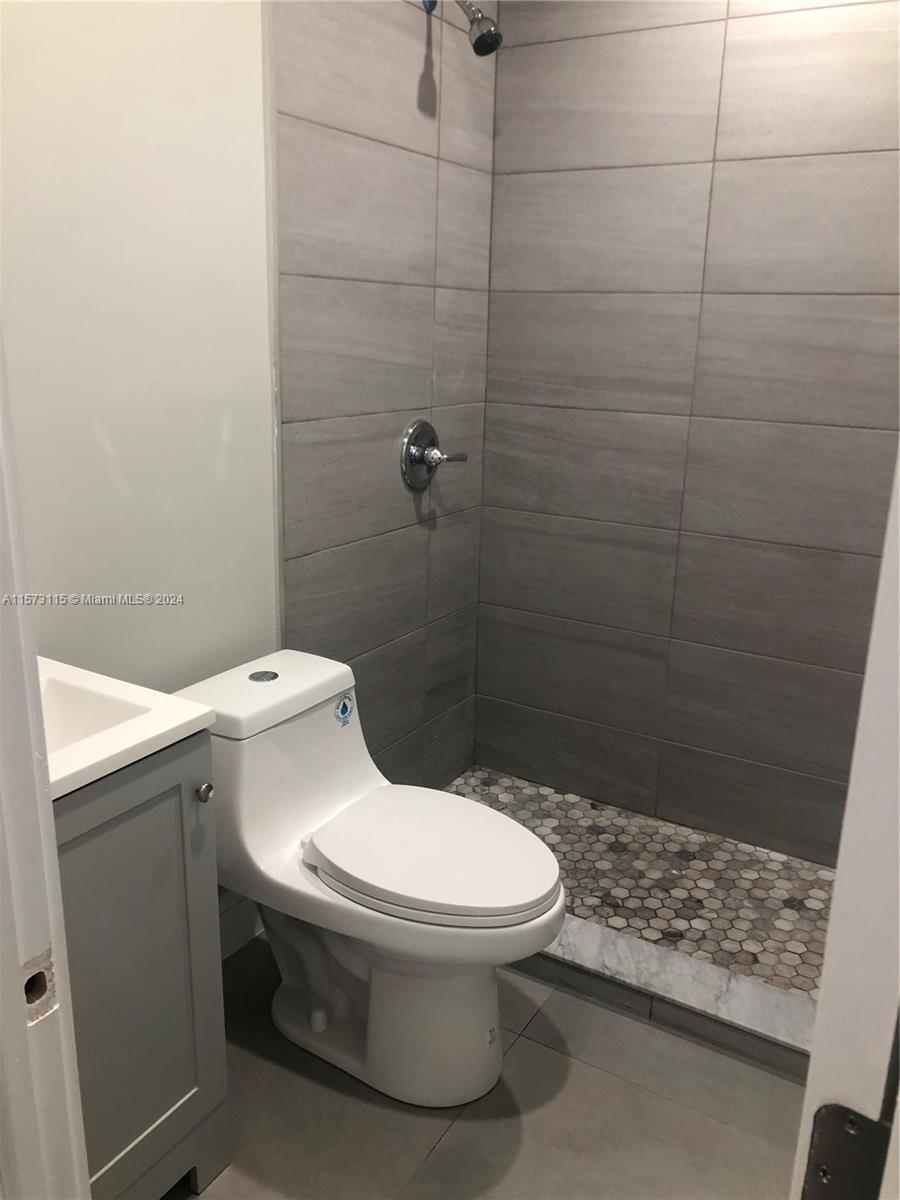 891 SE 3rd Pl