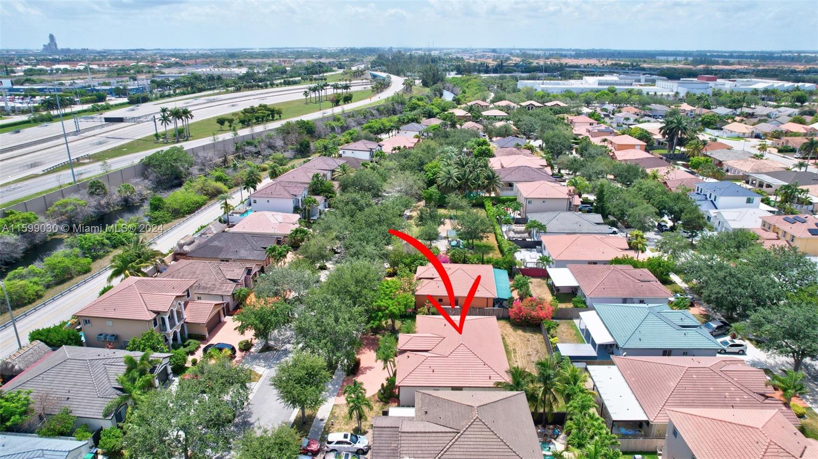 8737 NW 139th St
