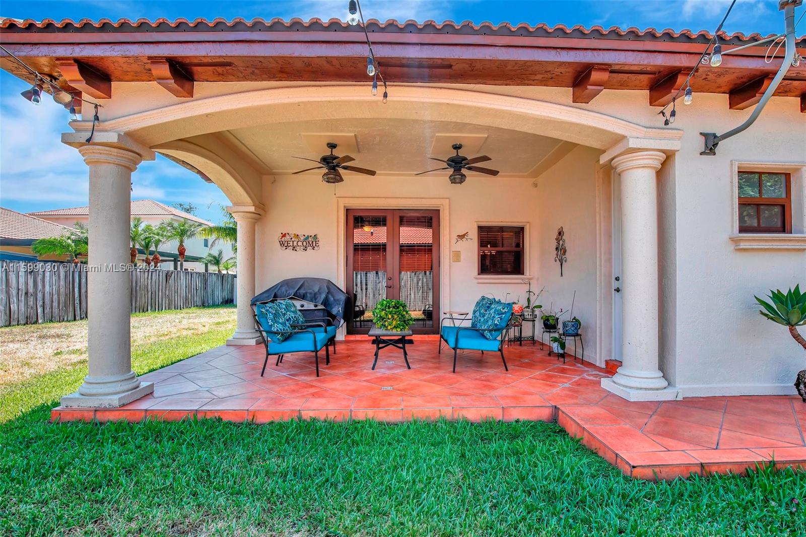8737 NW 139th St