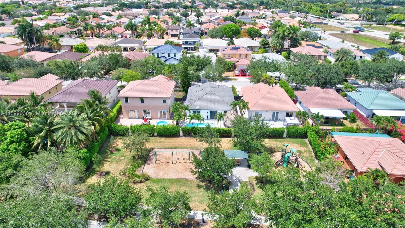 8737 NW 139th St