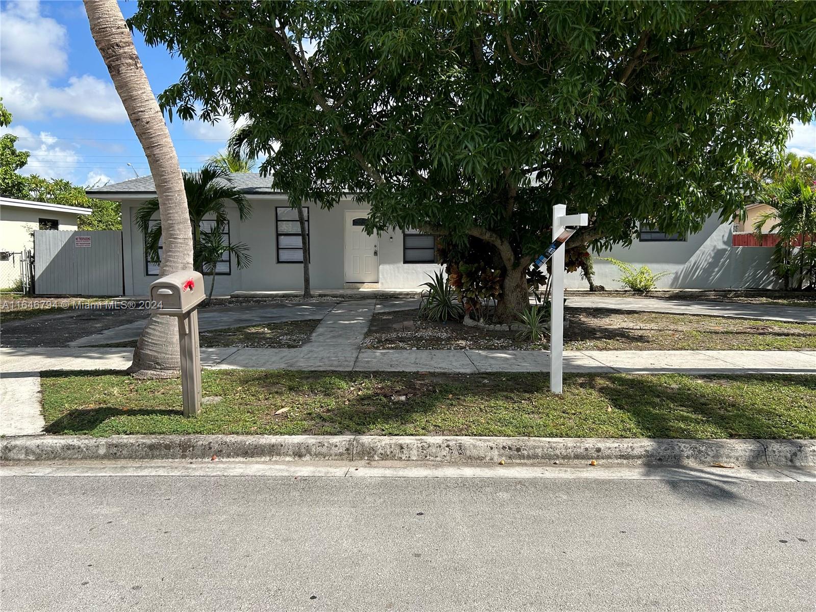 735 W 73rd PL