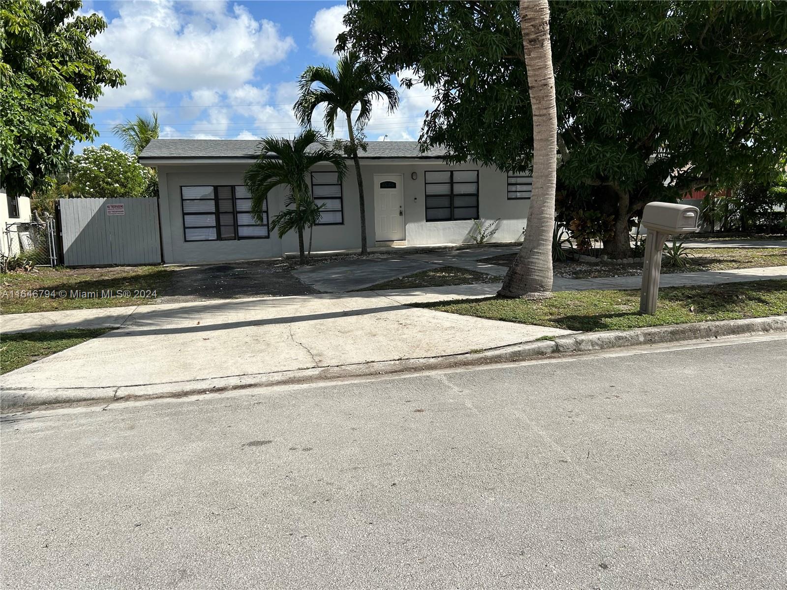 735 W 73rd PL