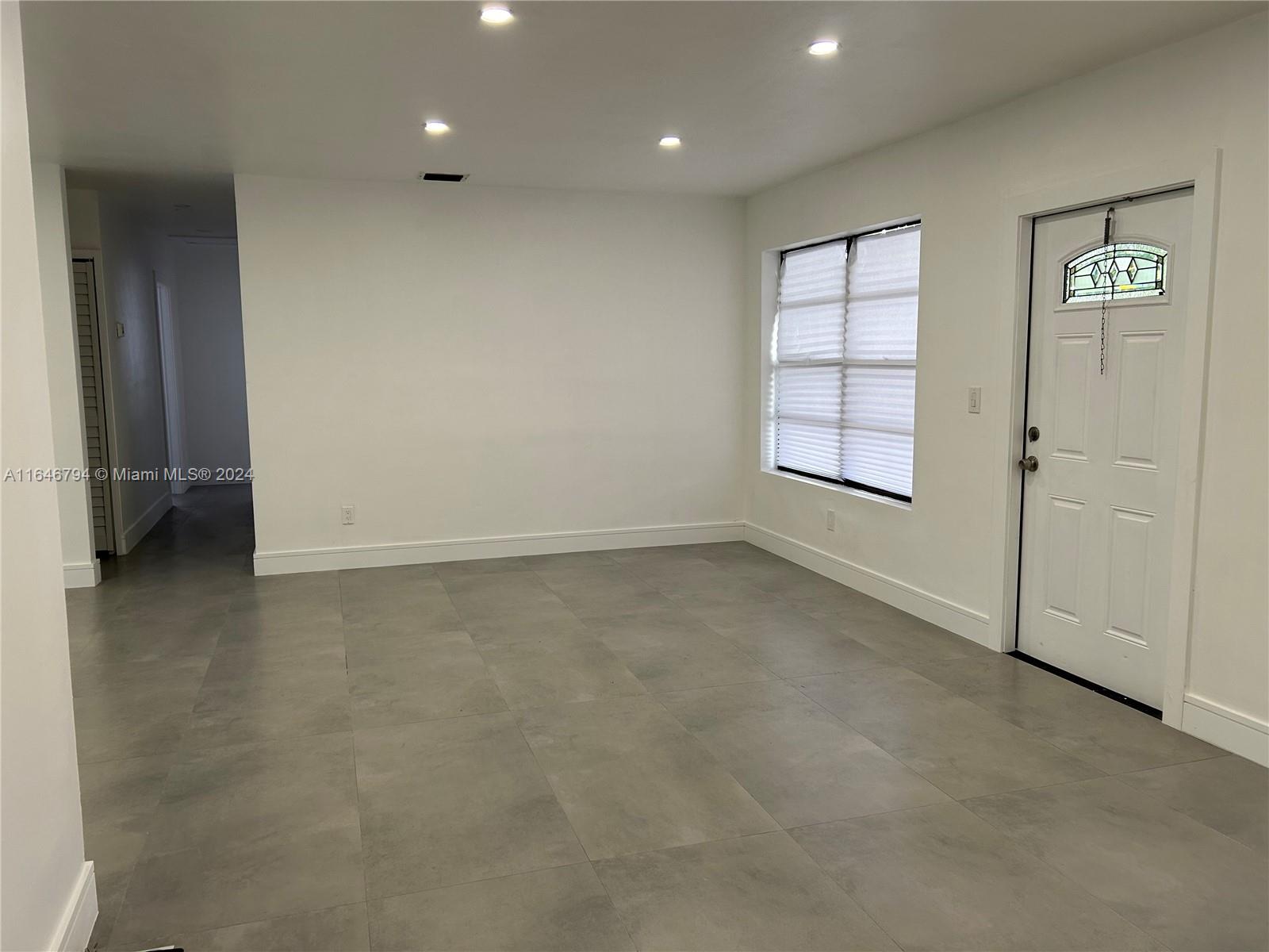 735 W 73rd PL