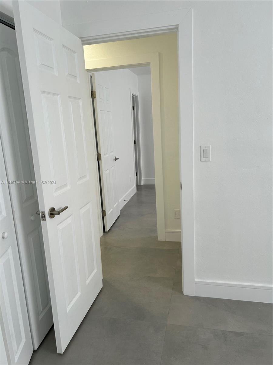 735 W 73rd PL