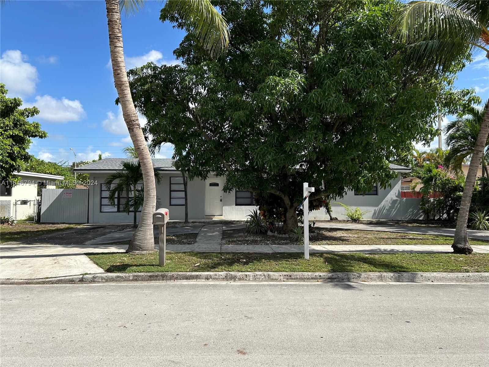 735 W 73rd PL