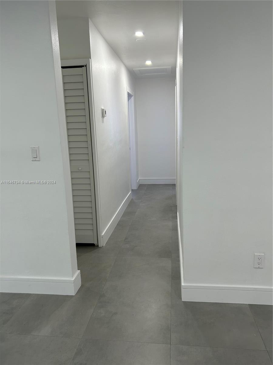 735 W 73rd PL