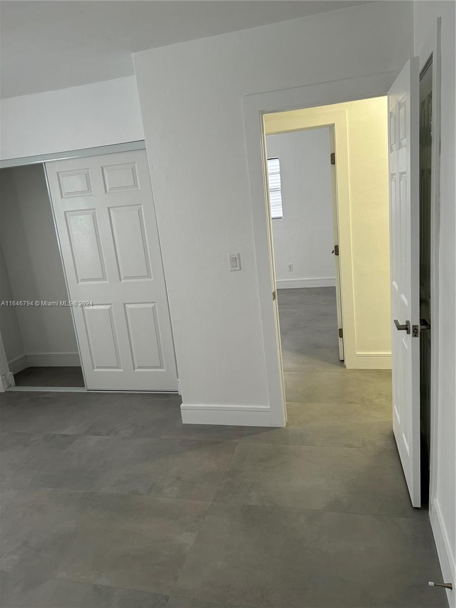 735 W 73rd PL