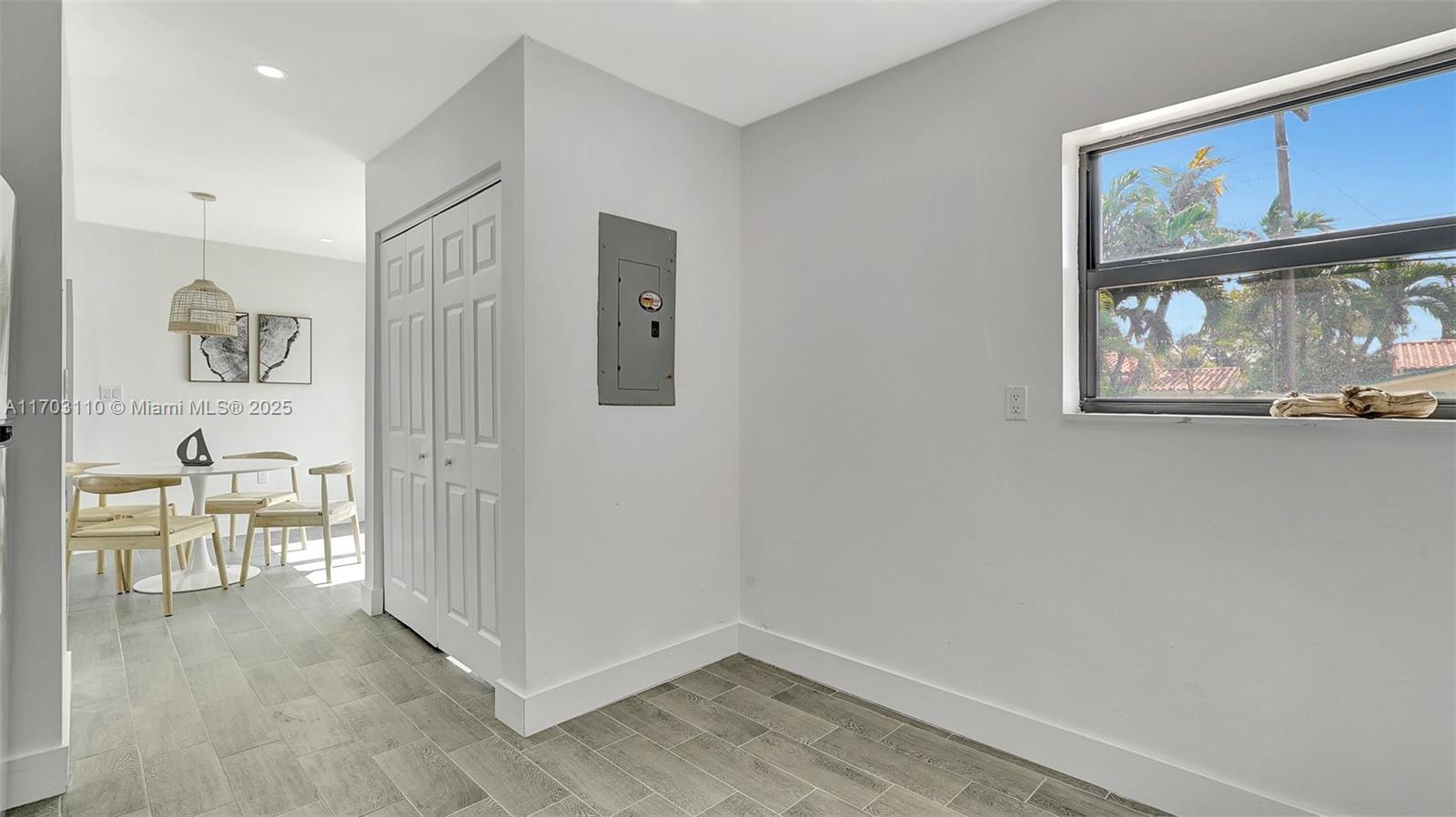 270 W 57th St