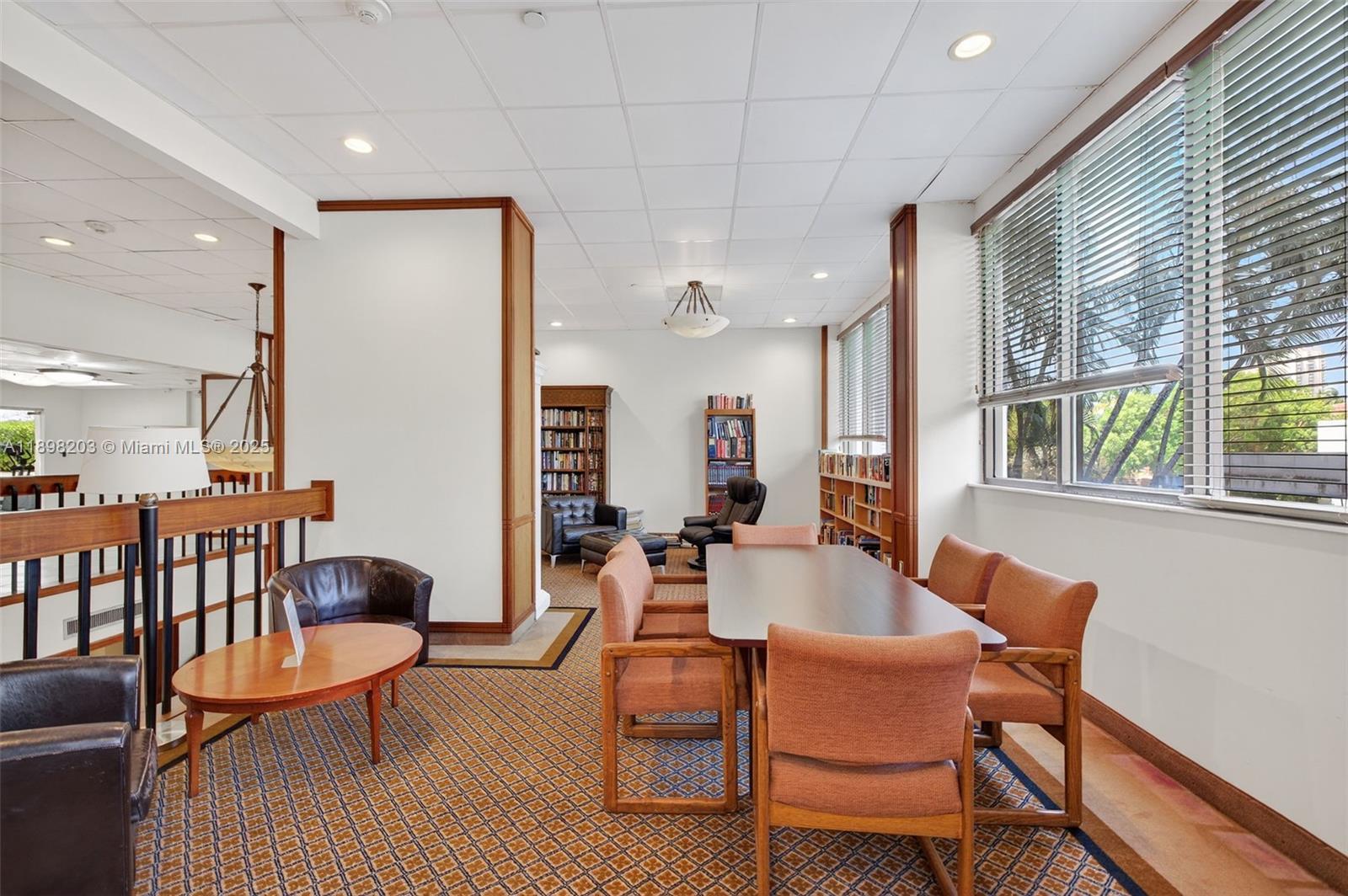 2851 NE 183rd St # 605E, Aventura Unit: 605E