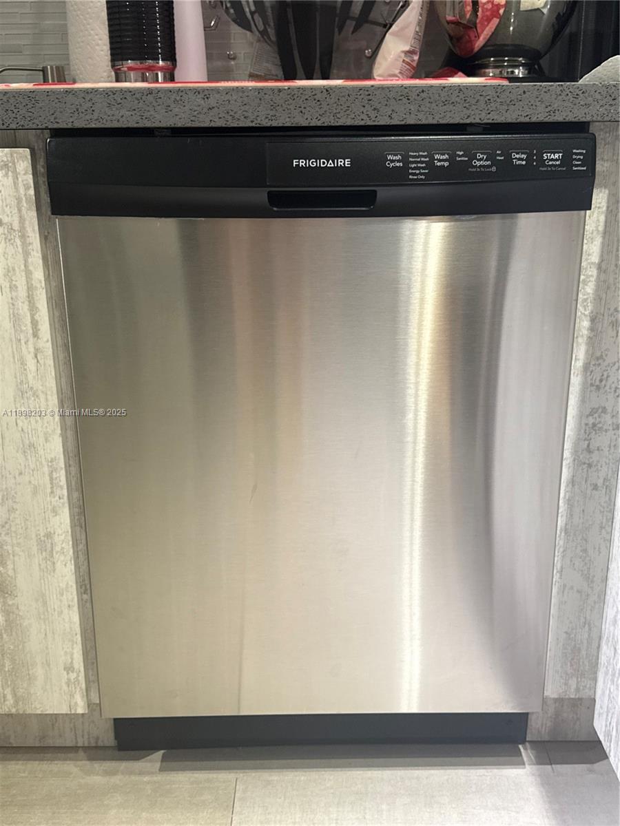 2851 NE 183rd St # 605E, Aventura Unit: 605E