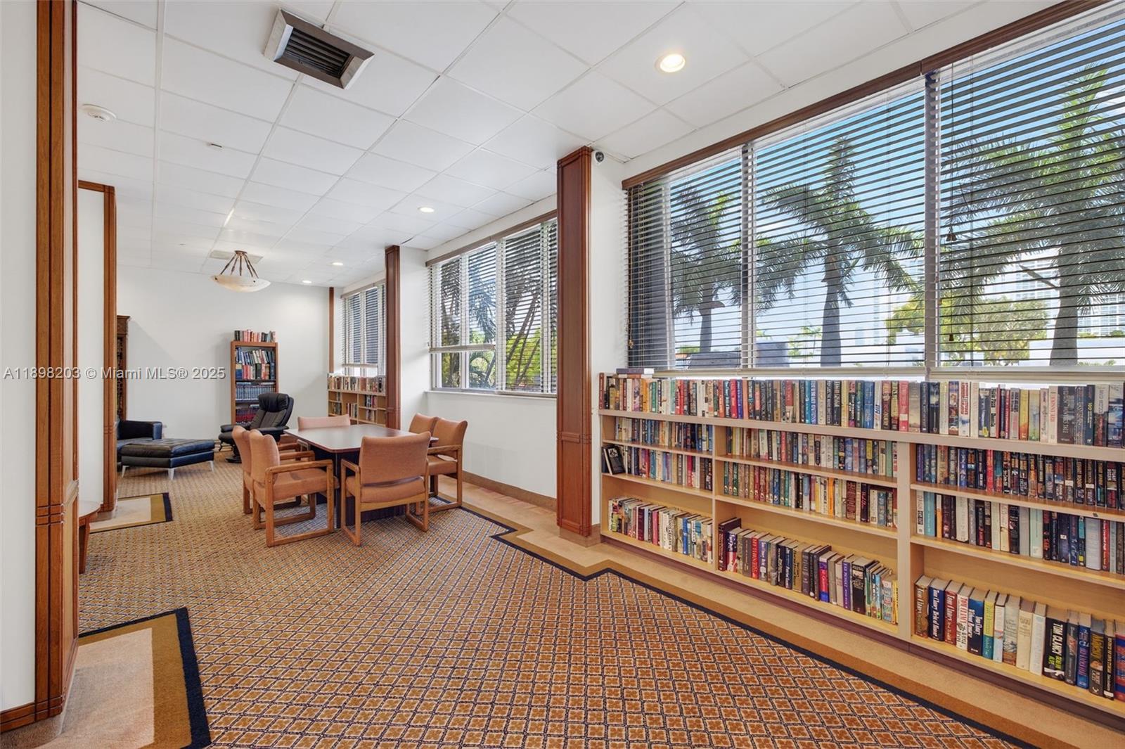 2851 NE 183rd St # 605E, Aventura Unit: 605E