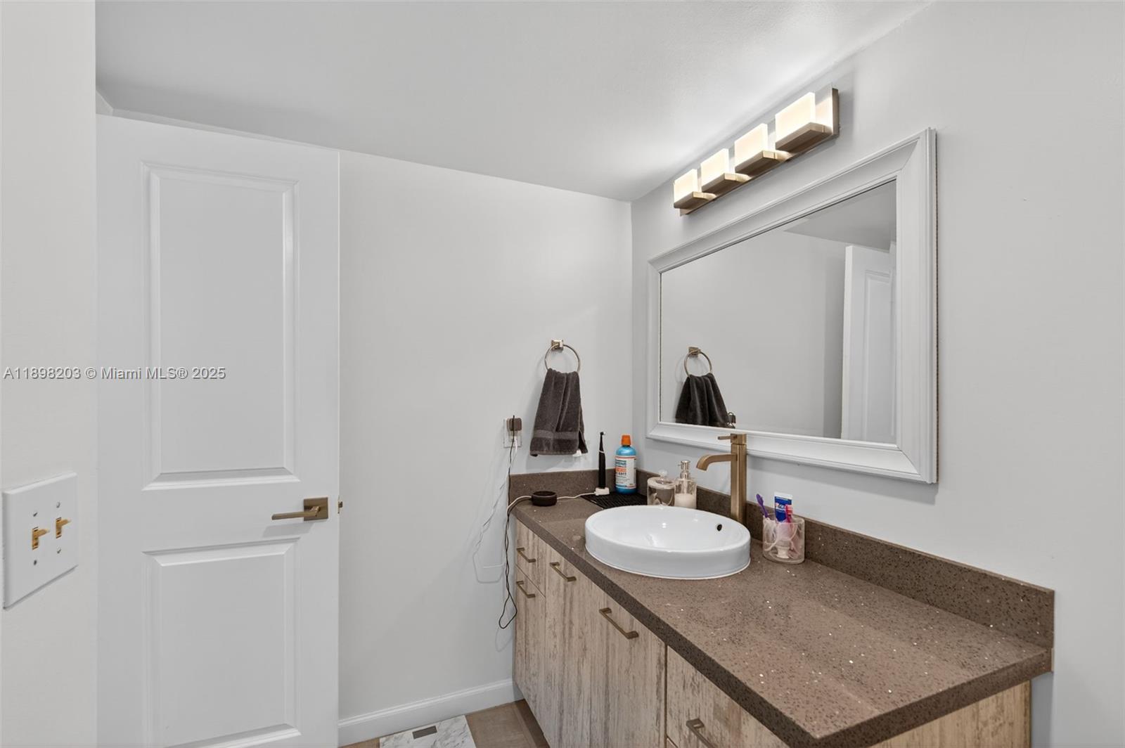 2851 NE 183rd St # 605E, Aventura Unit: 605E