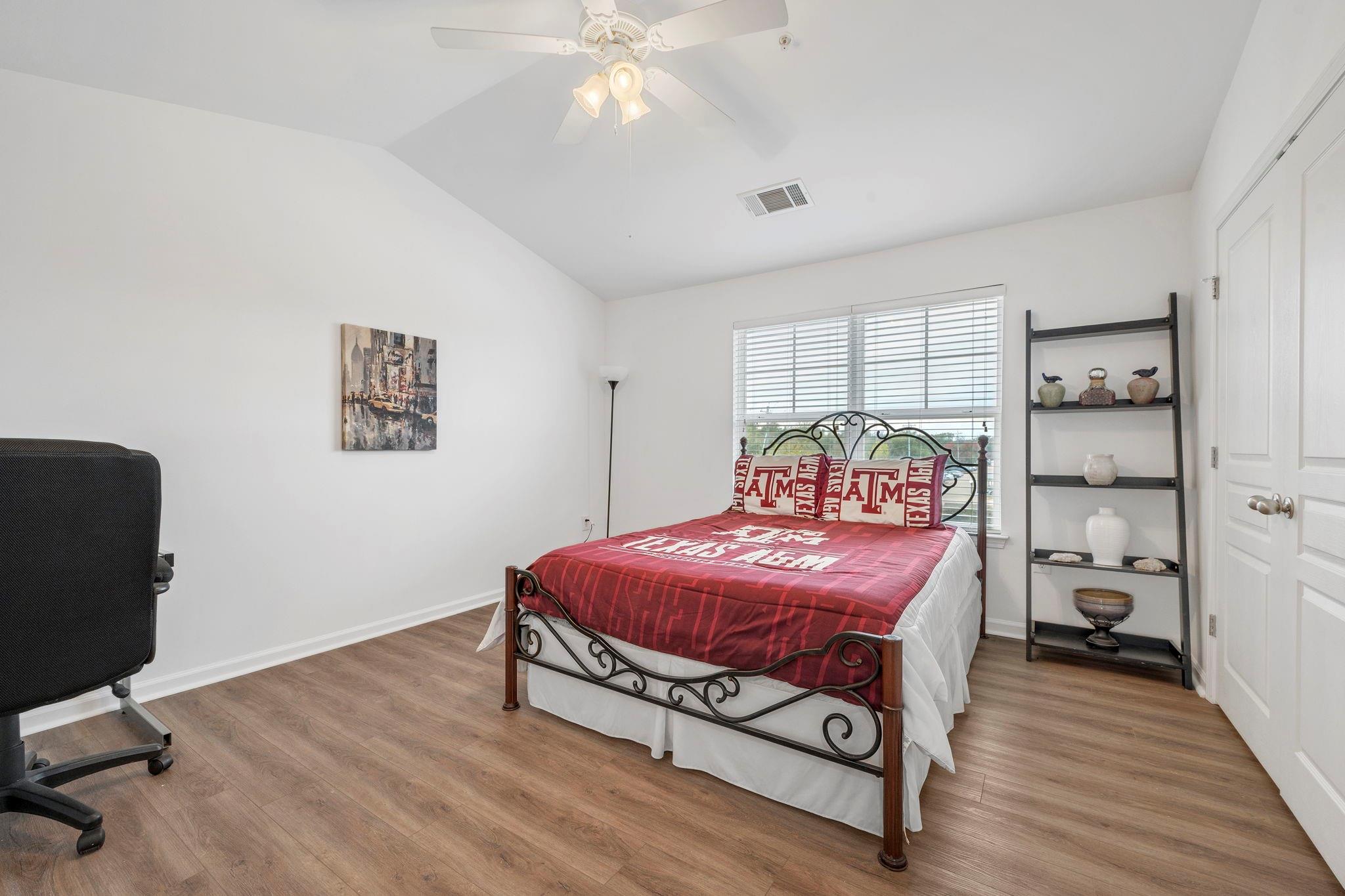 1725 Harvey Mitchell Parkway S # 2125