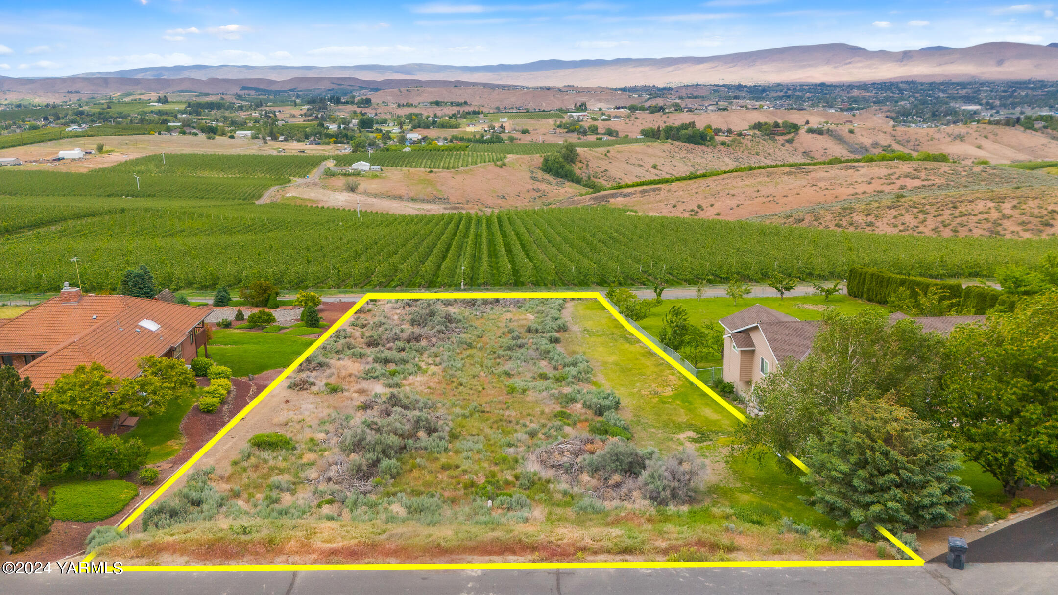 321 Lookout Point Dr