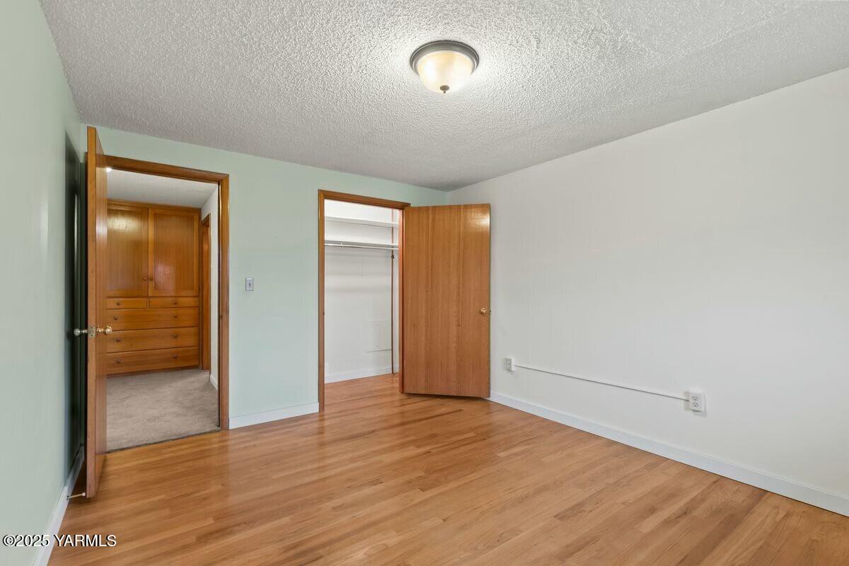 216 N 38th Ave Unit: 4