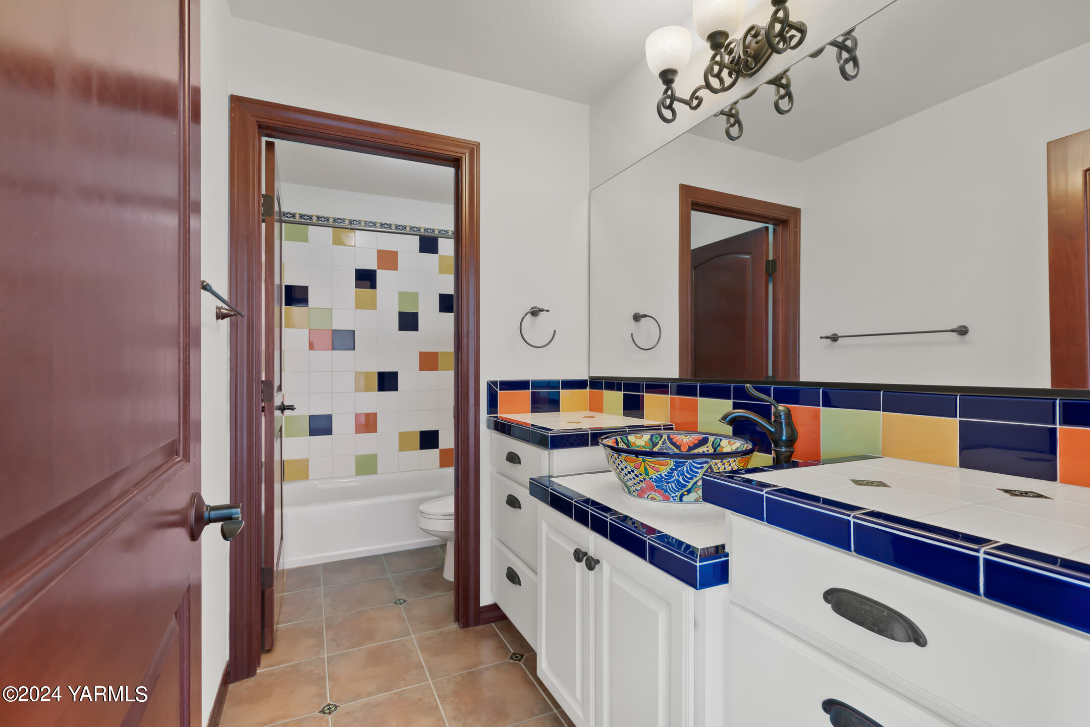 13705 S Grandview Ln