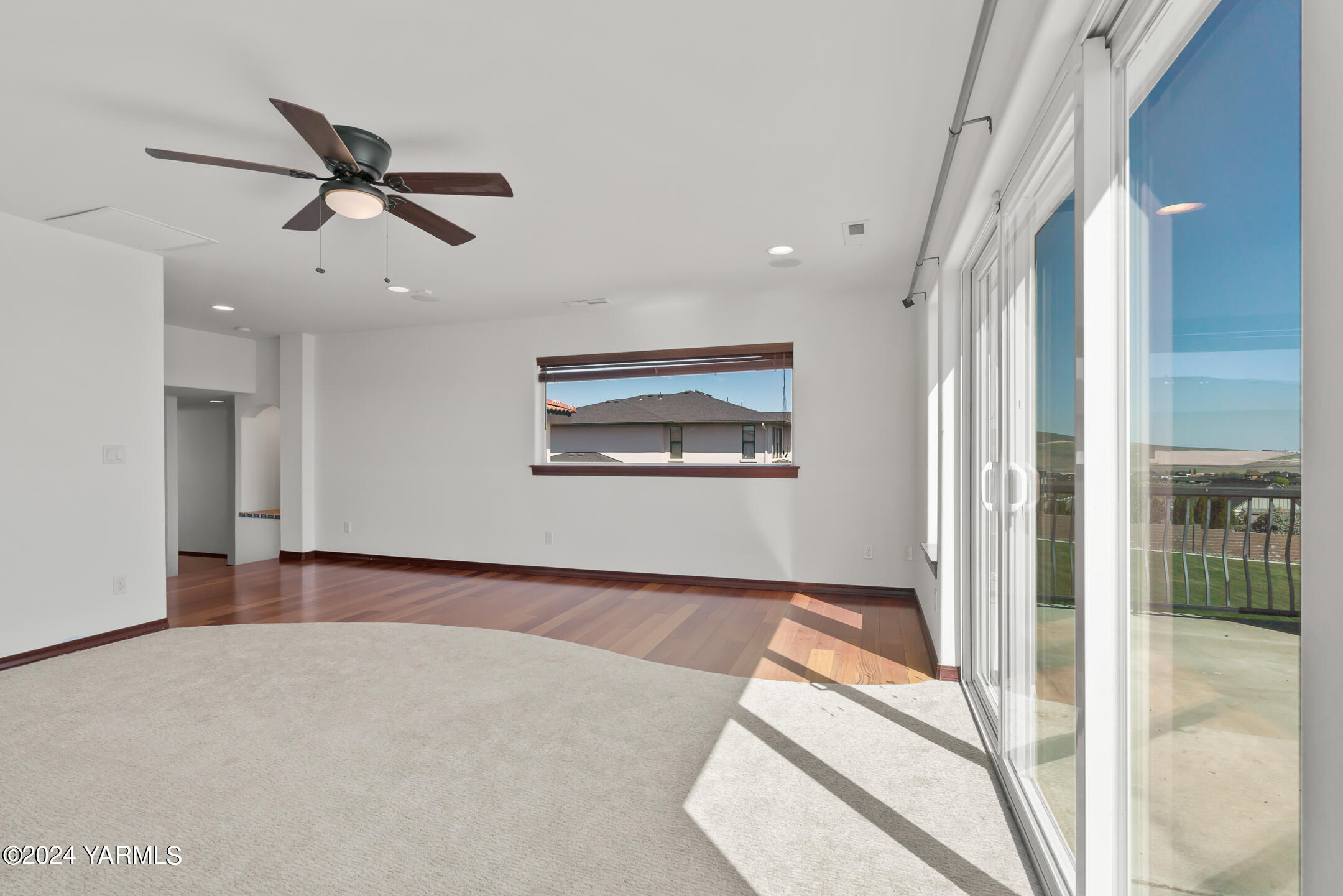 13705 S Grandview Ln