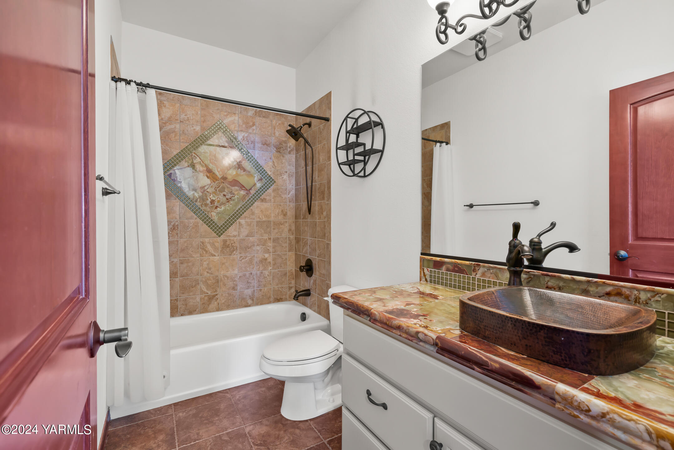 13705 S Grandview Ln