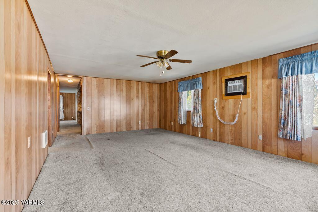 173 Aster Ln