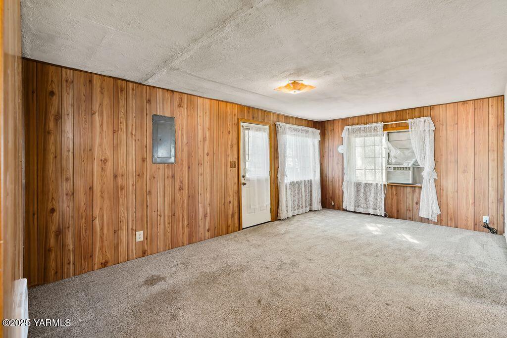 173 Aster Ln