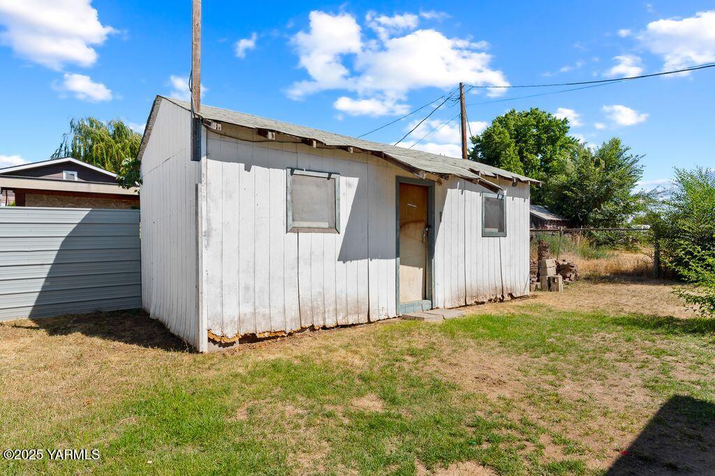173 Aster Ln