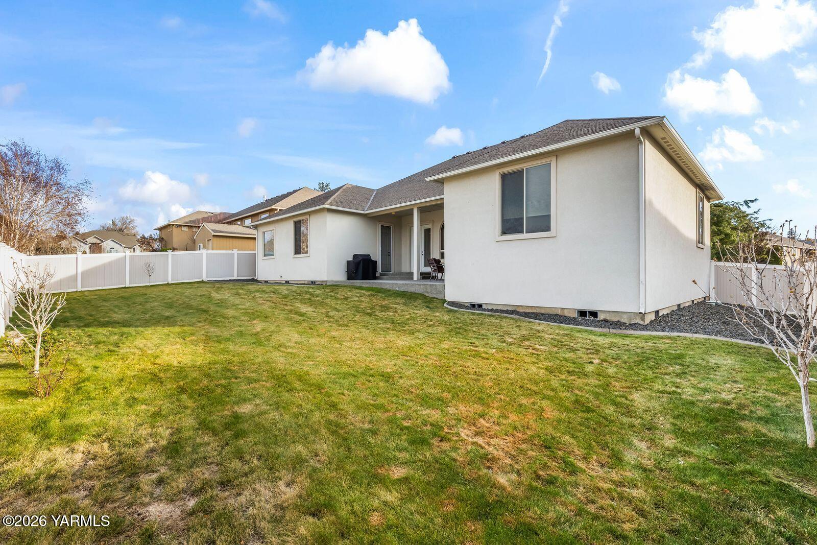 7205 Englewood Hill Pl