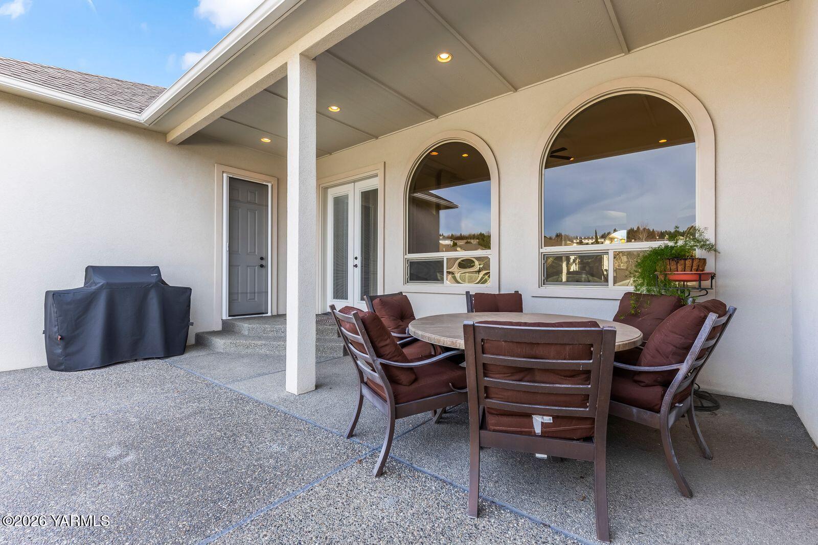 7205 Englewood Hill Pl