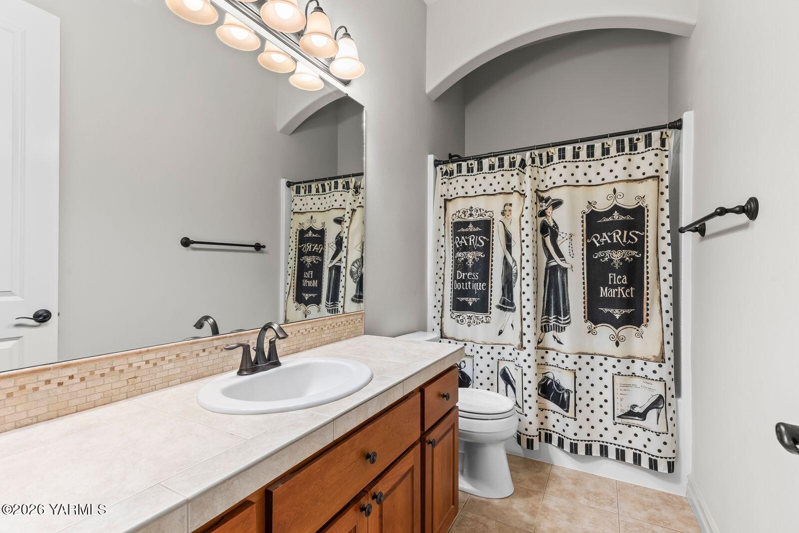 7205 Englewood Hill Pl