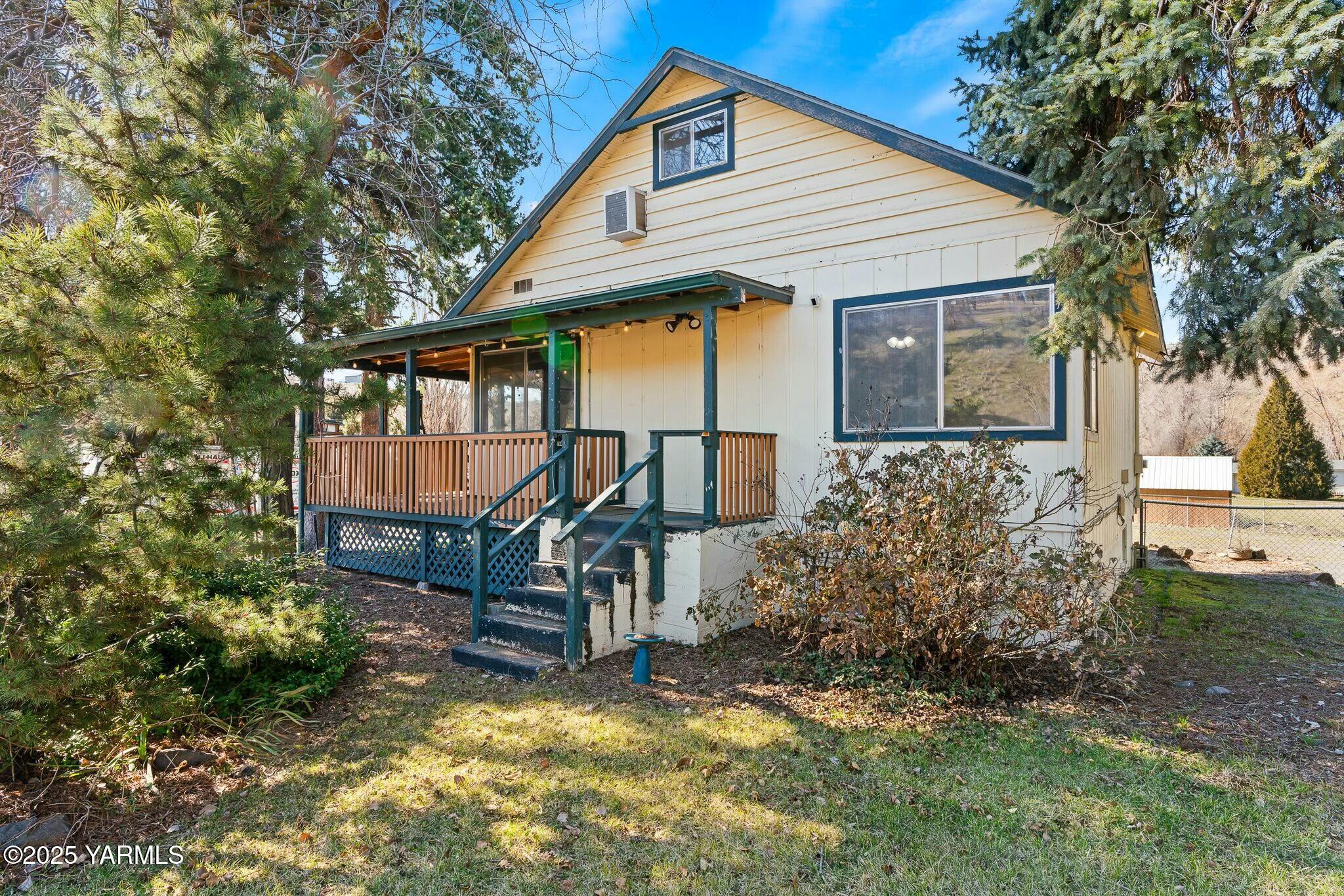 5631 Cowiche Canyon Rd