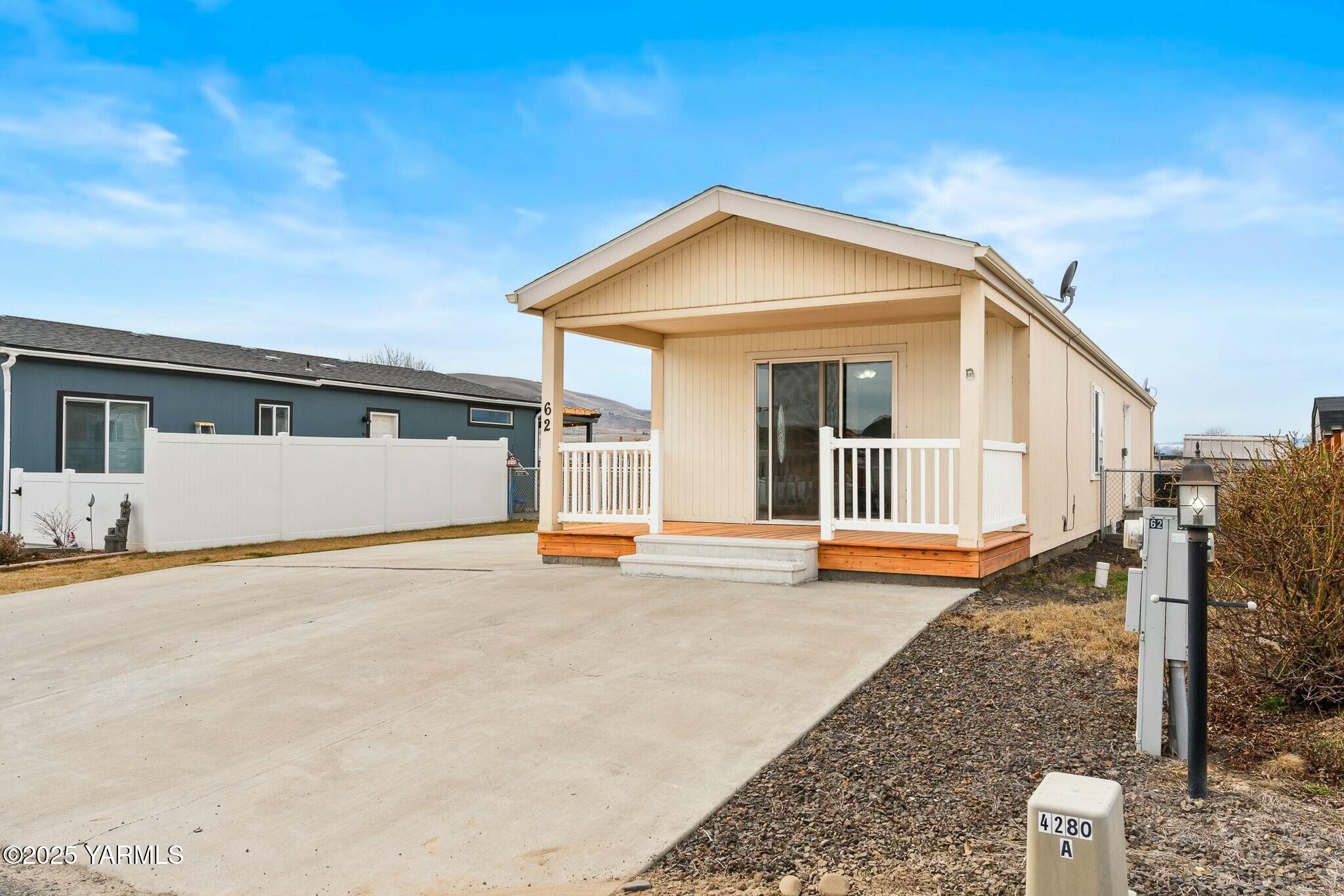 2802 S 5th Ave Unit: 62