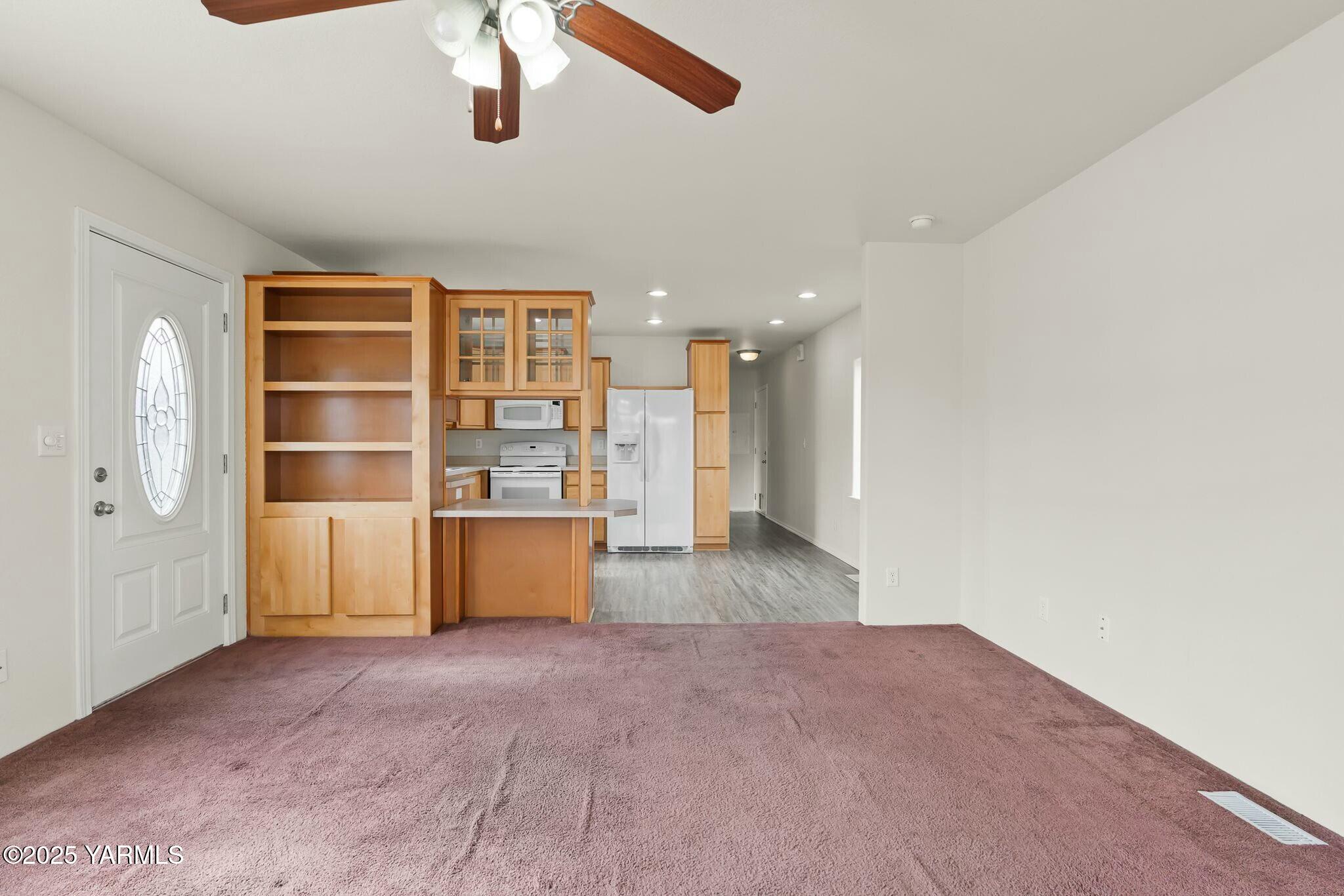 2802 S 5th Ave Unit: 62