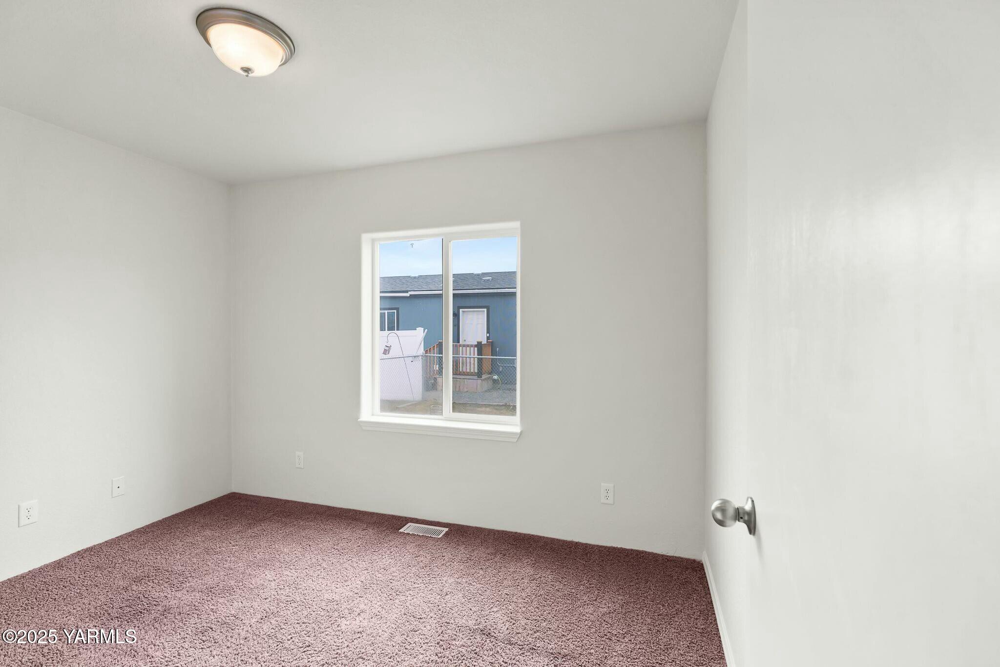 2802 S 5th Ave Unit: 62