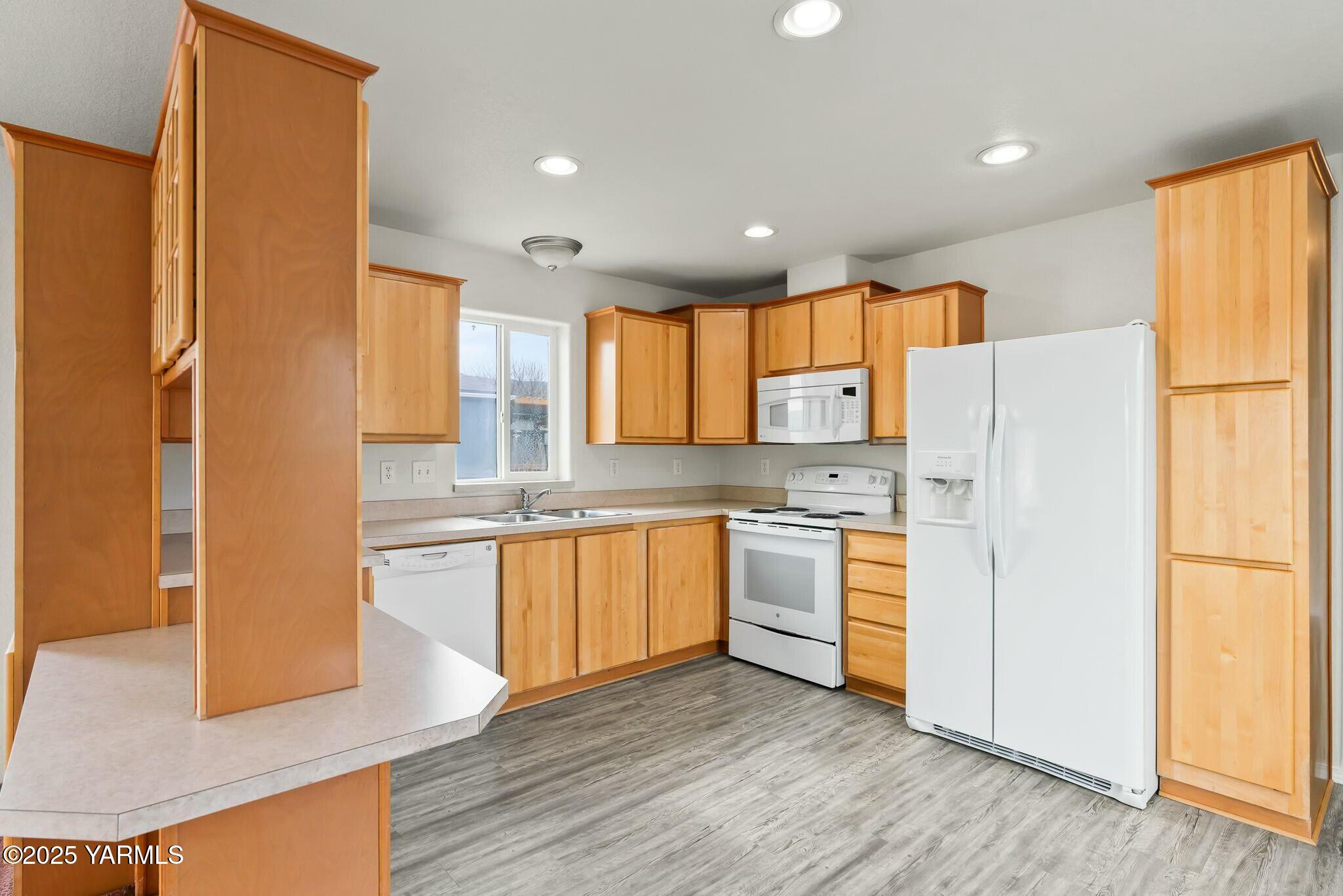 2802 S 5th Ave Unit: 62