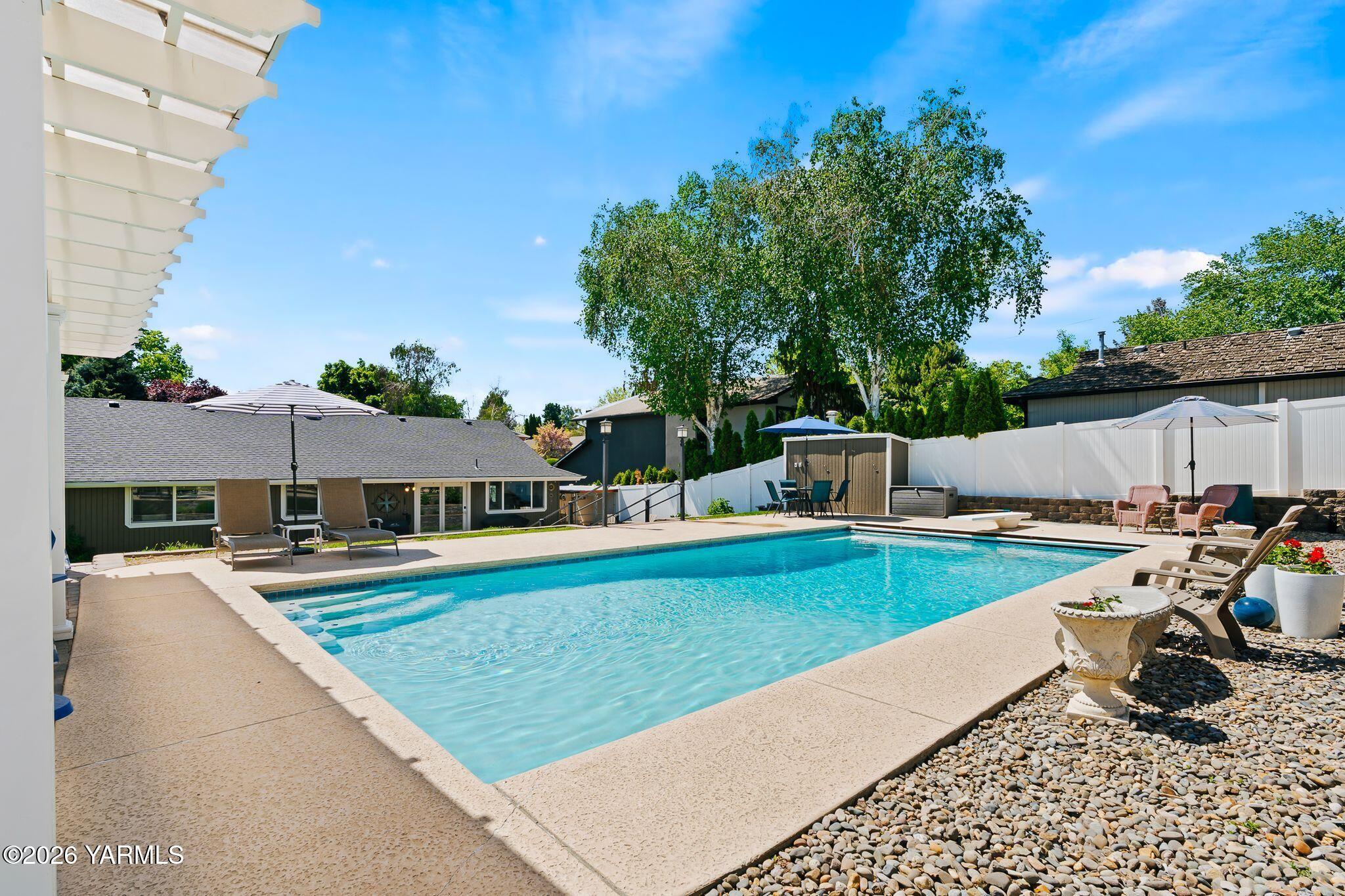 4603 Modesto Way
