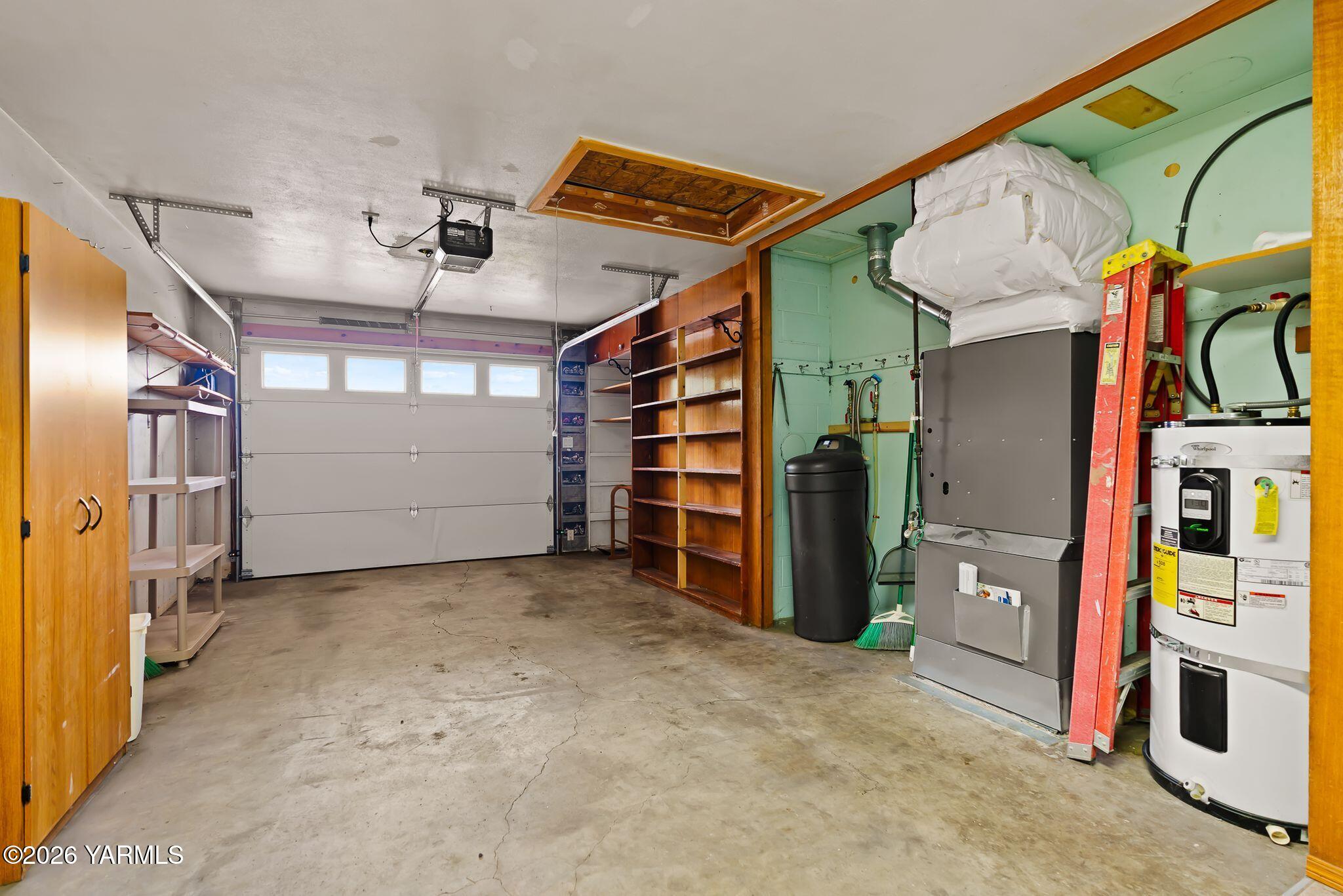 413 S 47th Ave