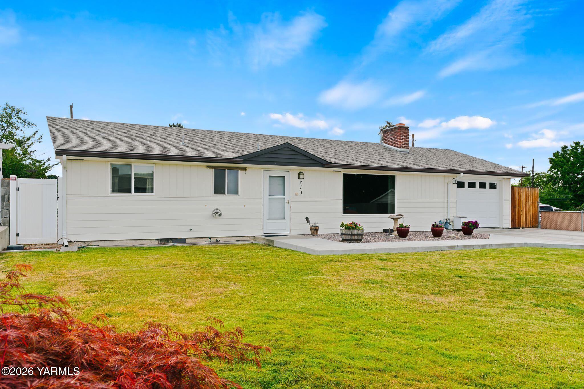 413 S 47th Ave