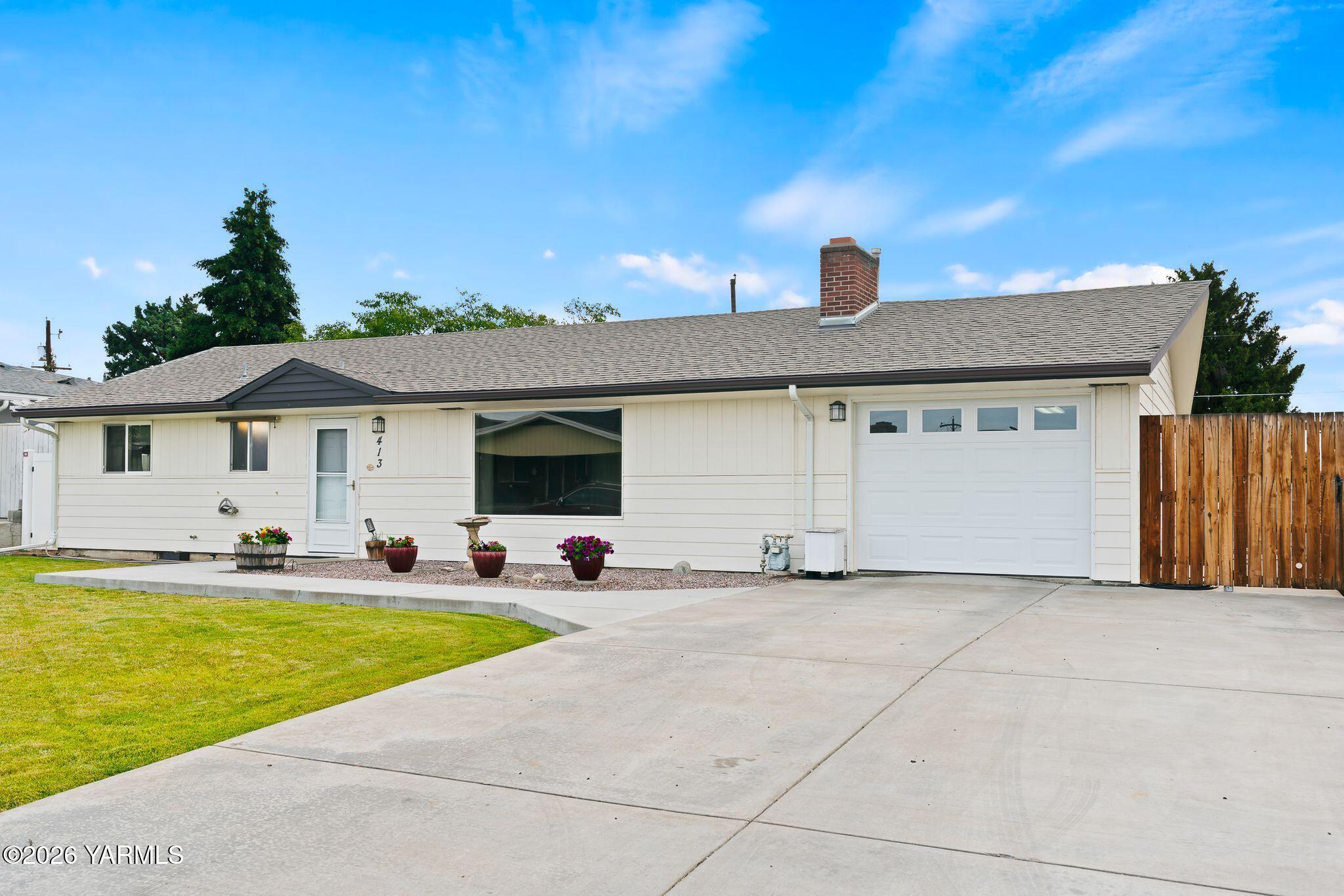 413 S 47th Ave