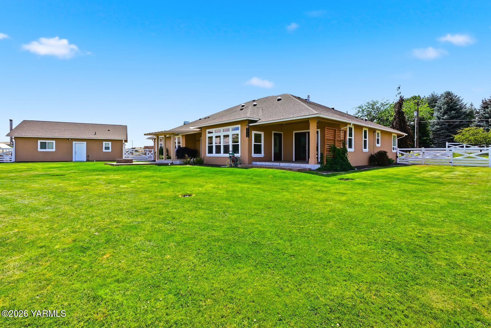 3861 Speyers Rd