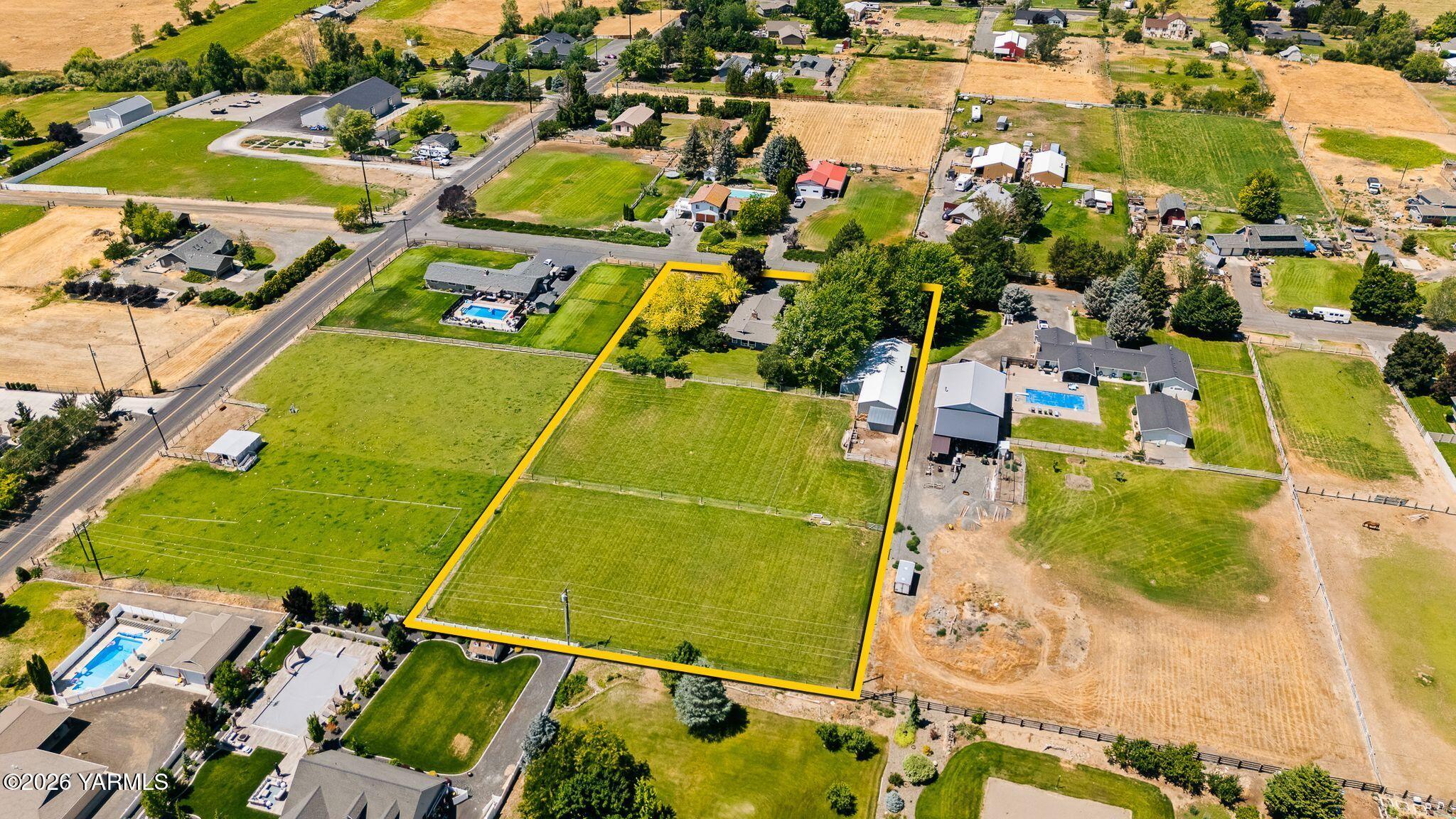 61 N Johnson Rd