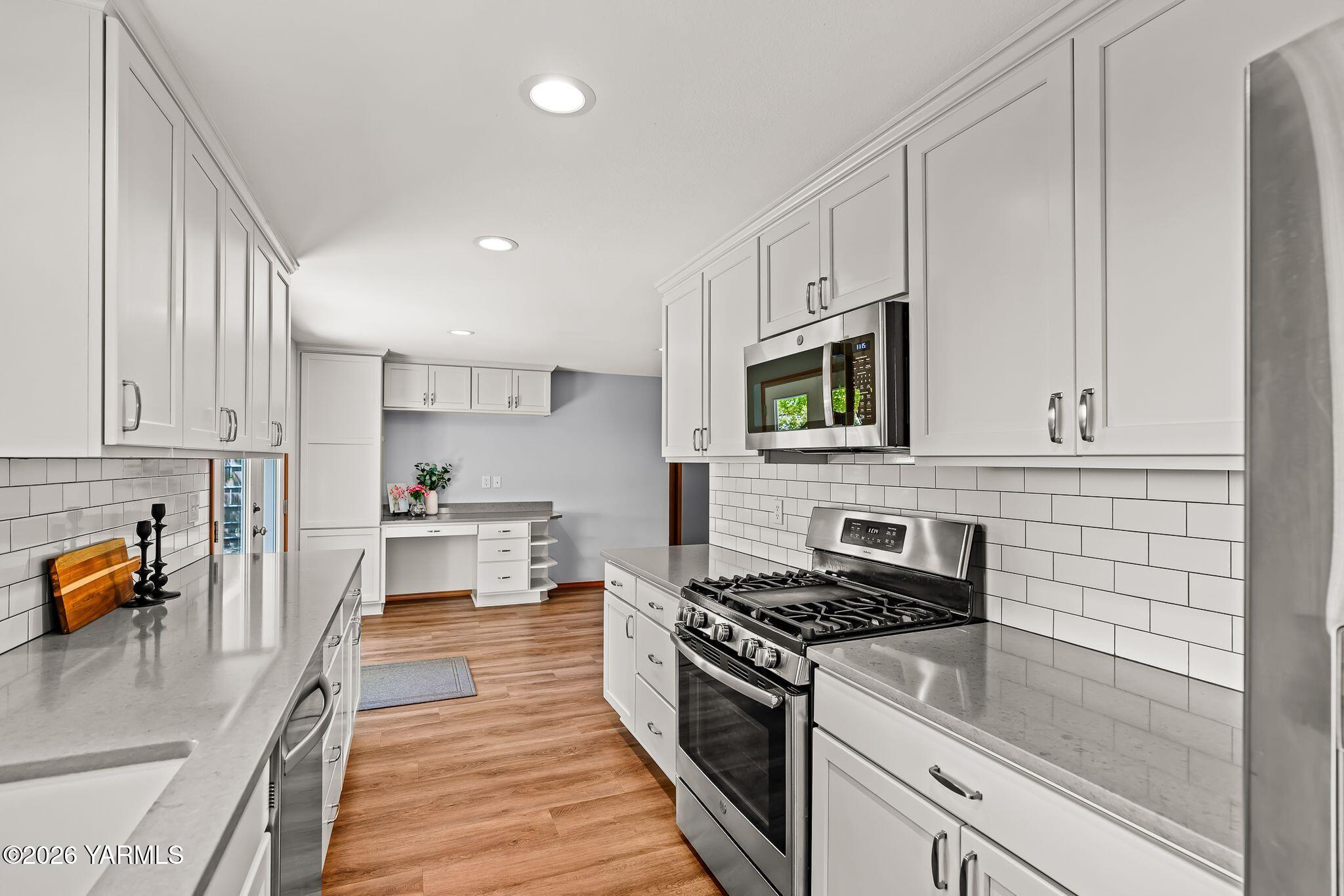 61 N Johnson Rd