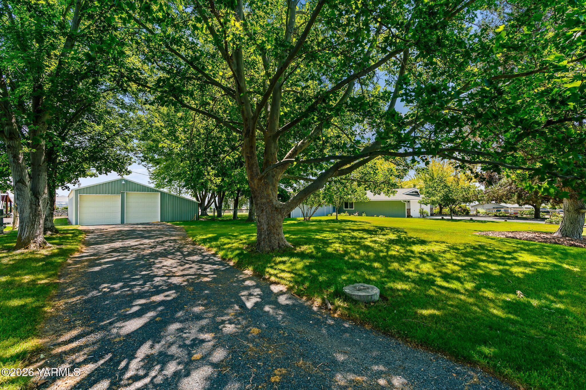 61 N Johnson Rd