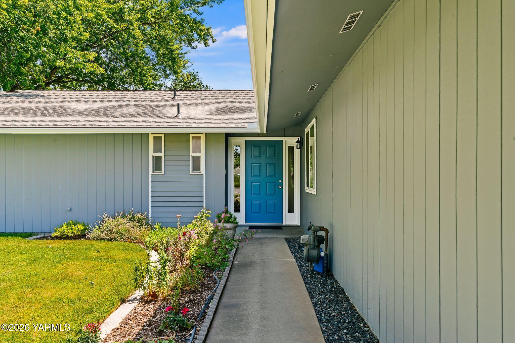 61 N Johnson Rd