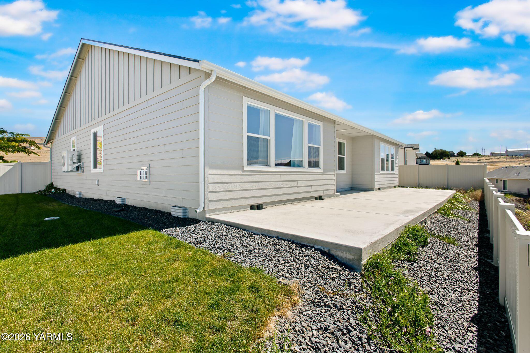 5406 Wildrye Lp